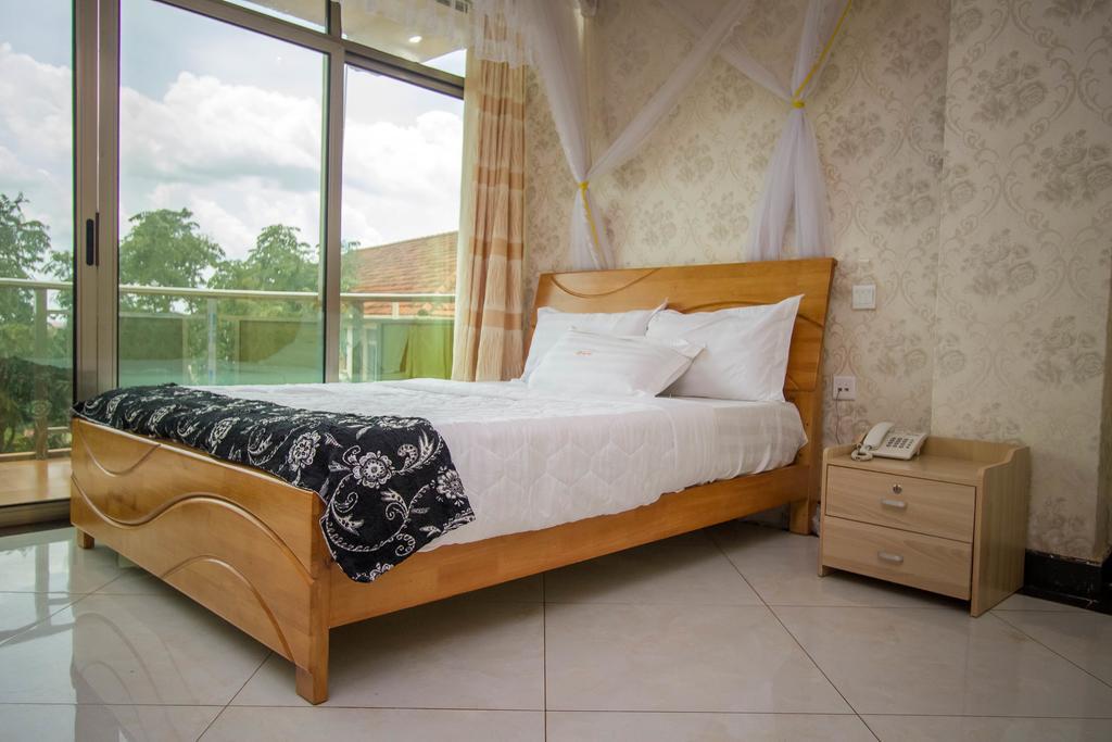 Sal'S Boutique Hotel 坎帕拉 外观 照片