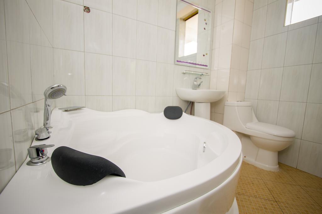 Sal'S Boutique Hotel 坎帕拉 外观 照片