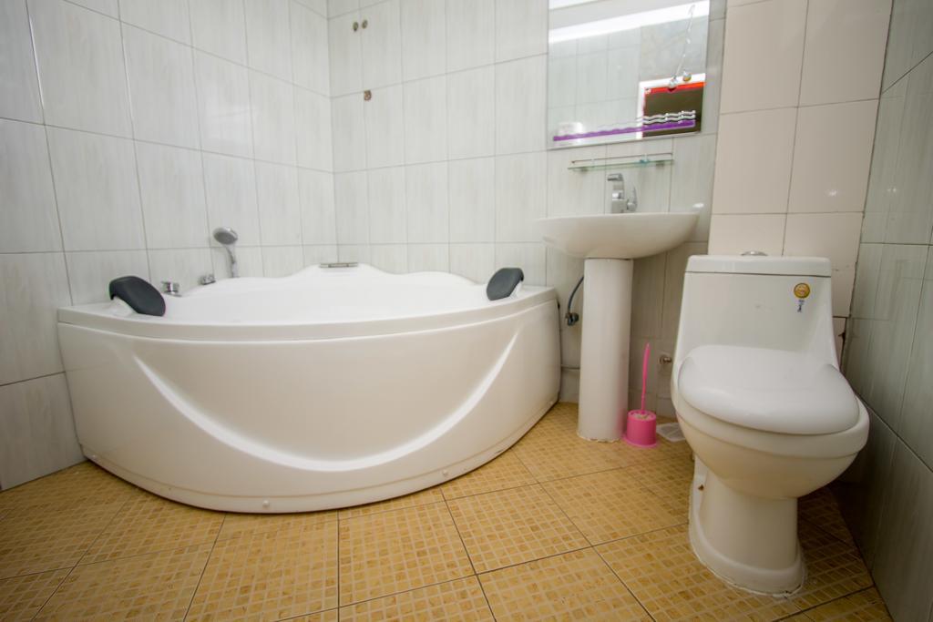 Sal'S Boutique Hotel 坎帕拉 外观 照片