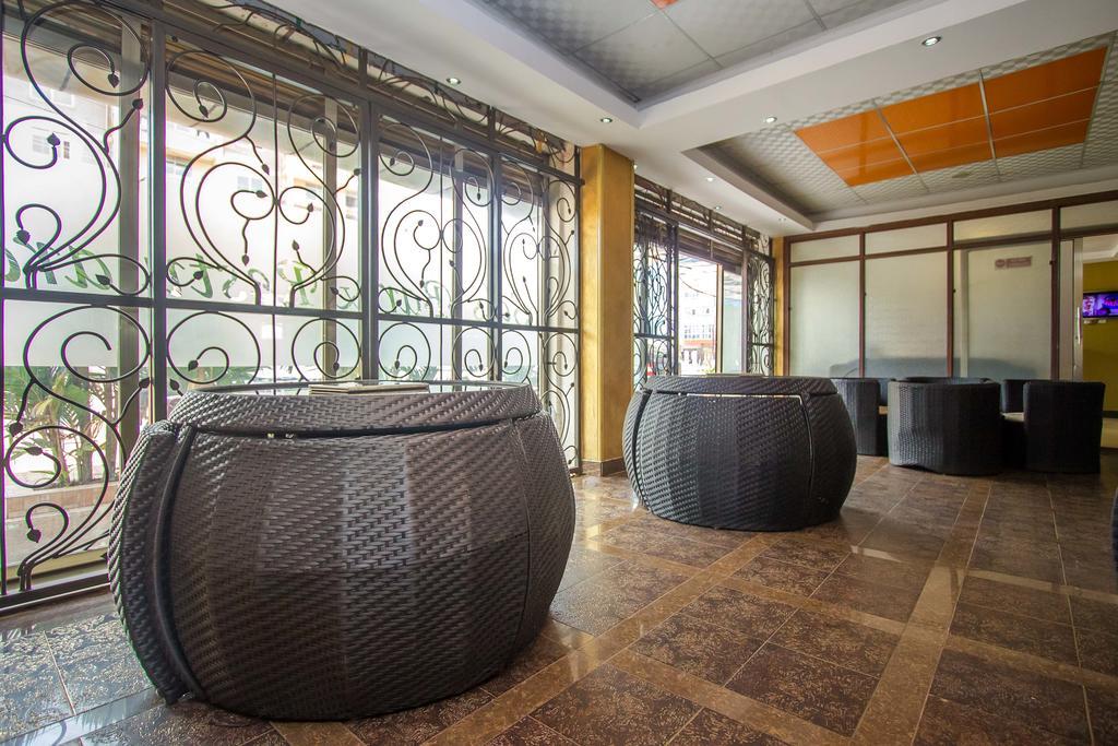 Sal'S Boutique Hotel 坎帕拉 外观 照片