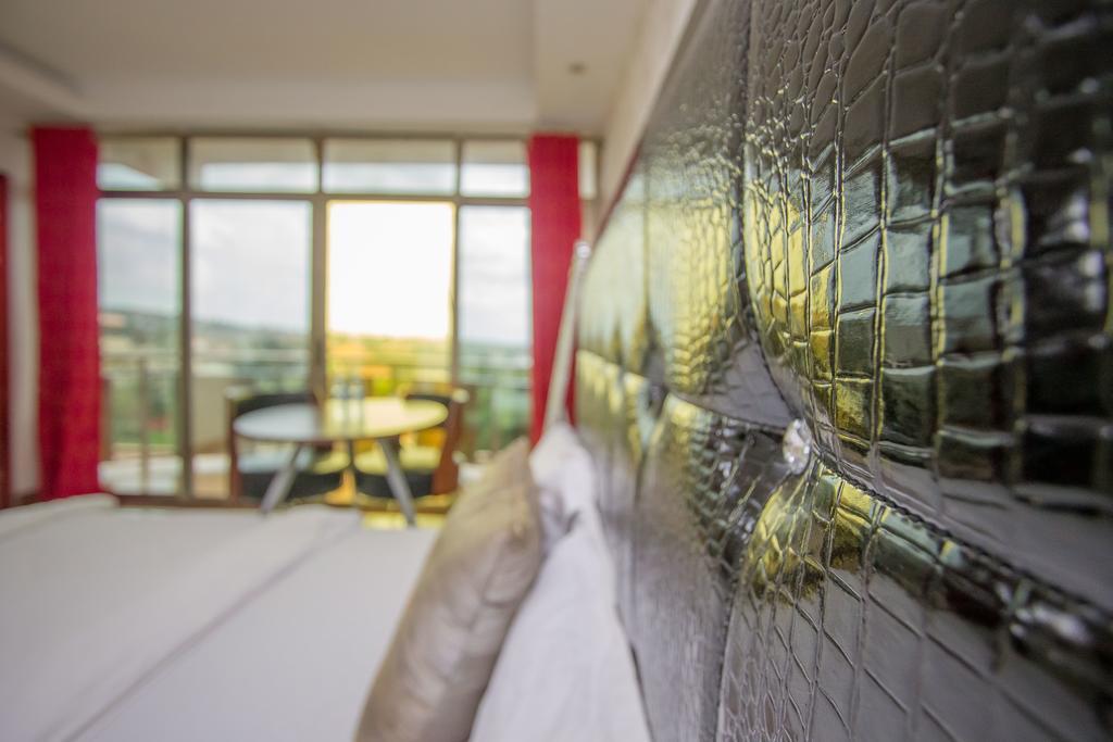 Sal'S Boutique Hotel 坎帕拉 外观 照片