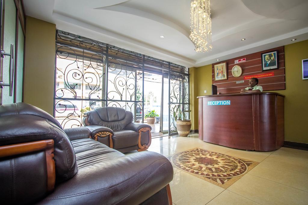 Sal'S Boutique Hotel 坎帕拉 外观 照片
